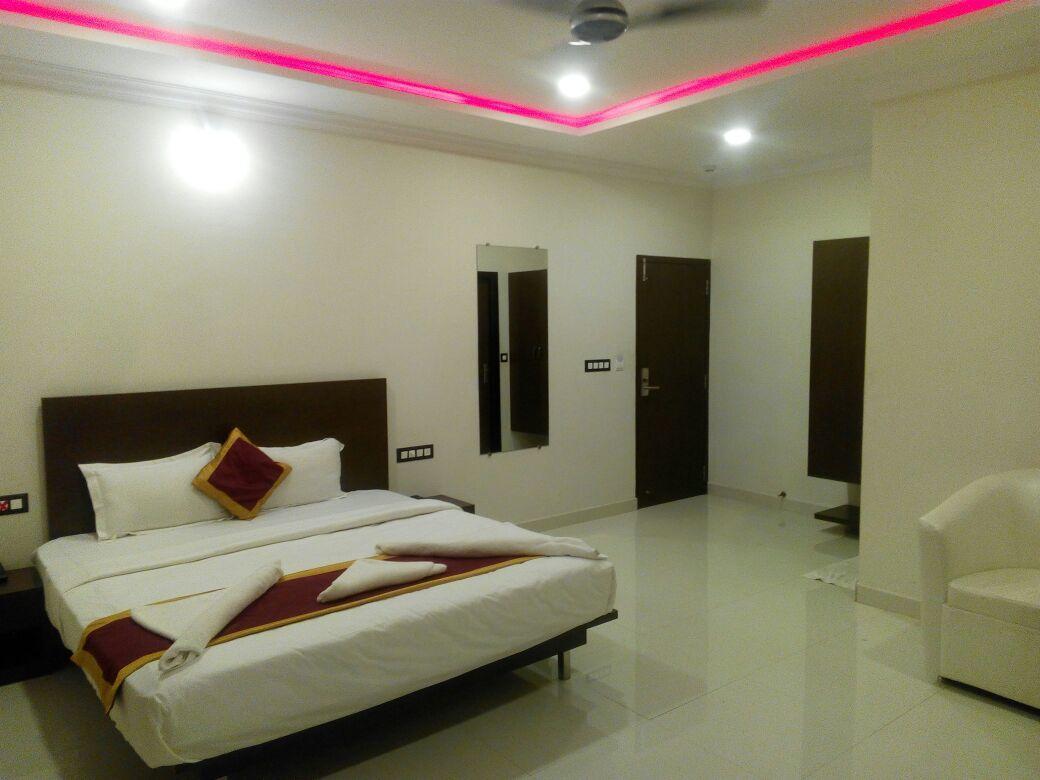 Hotel Grand Kubera Chikmagalūr 外观 照片