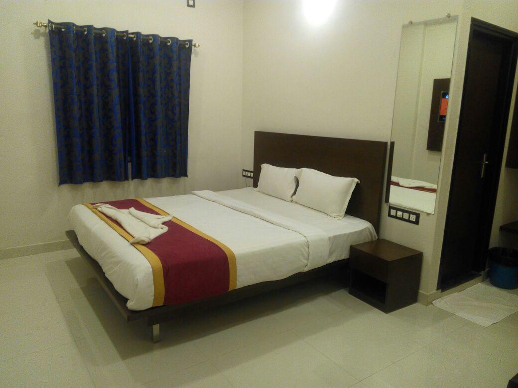 Hotel Grand Kubera Chikmagalūr 外观 照片