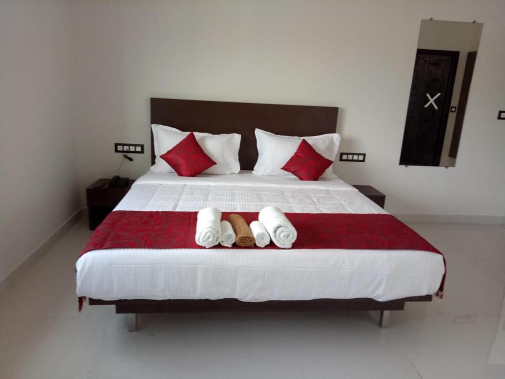 Hotel Grand Kubera Chikmagalūr 外观 照片